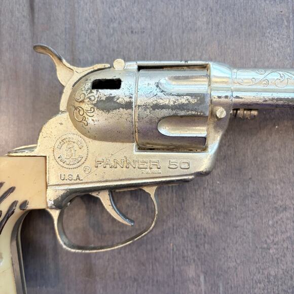 Lot of 2 VTG Cap Gun FANNER 50 GUN Shootin' Shell .45 Leather Holster MATTEL USA - Picture 13 of 16